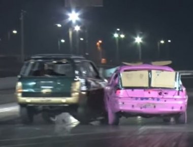 Demolition Drag Racing, η τελευταία τρέλα! (βίντεο)